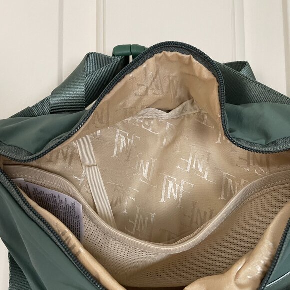 NEW North Face Never Stop Lumbar Pack Crossbody Bag NWT Duck Green Waist Fanny - Picture 5 of 11